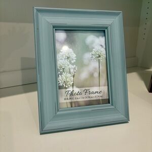 Link Blue Accent Picture Frame Classic Style